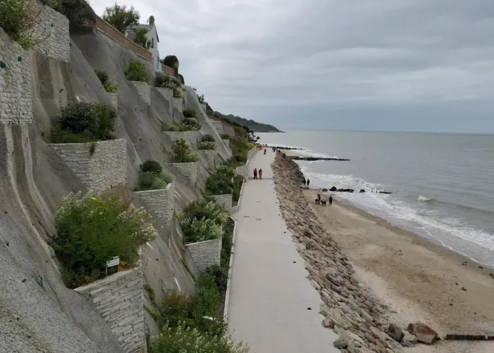 La Griotte & Spa&piscine Panzió Pennedepie