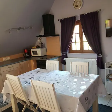 La Griotte & Spa&piscine * Pennedepie