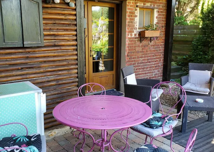 La Griotte & Spa&piscine Alojamento de Acomodação e Pequeno-almoço Pennedepie